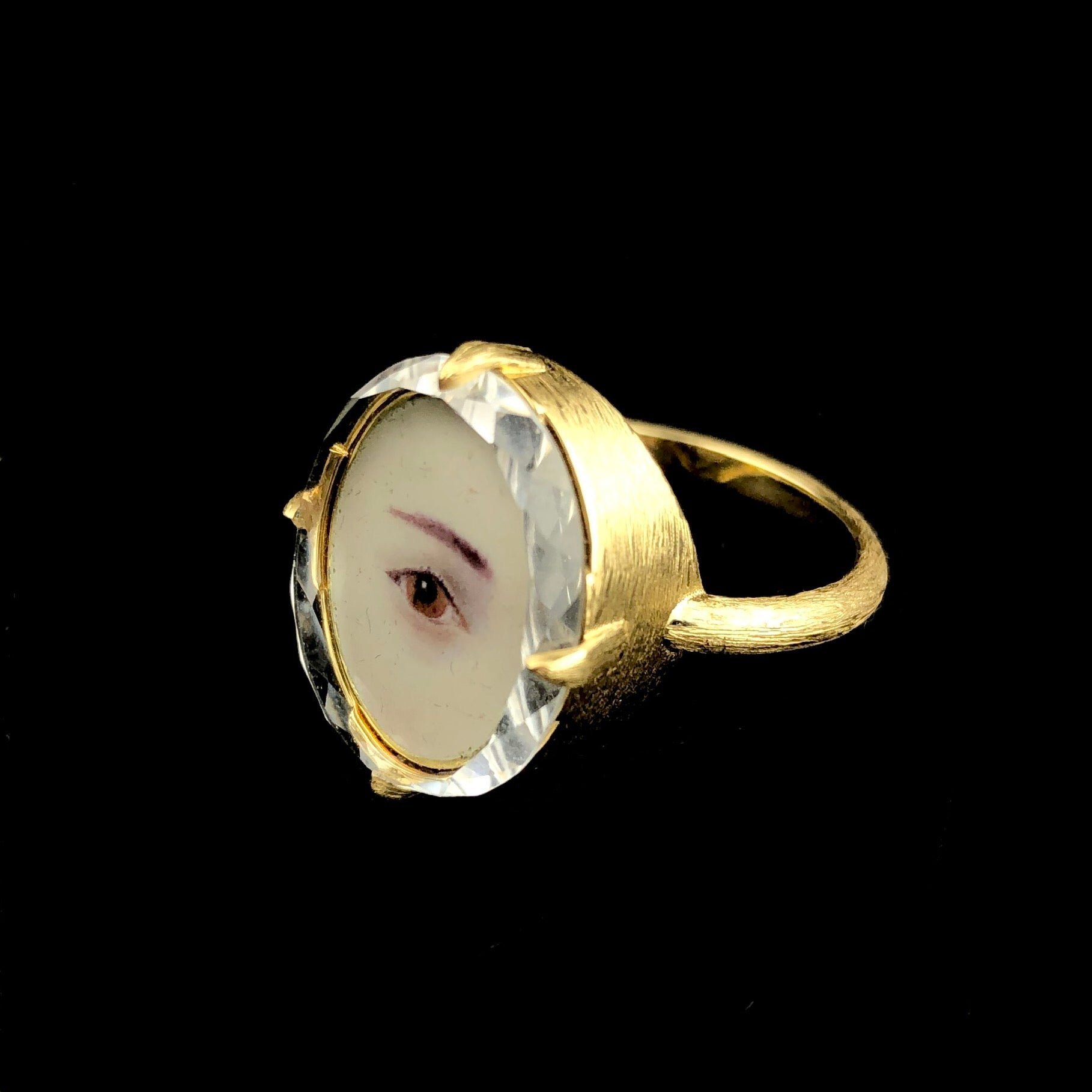 Top side view of Lovers Eye Ring